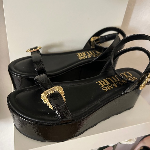 Versace platforms - Picture 1 of 5